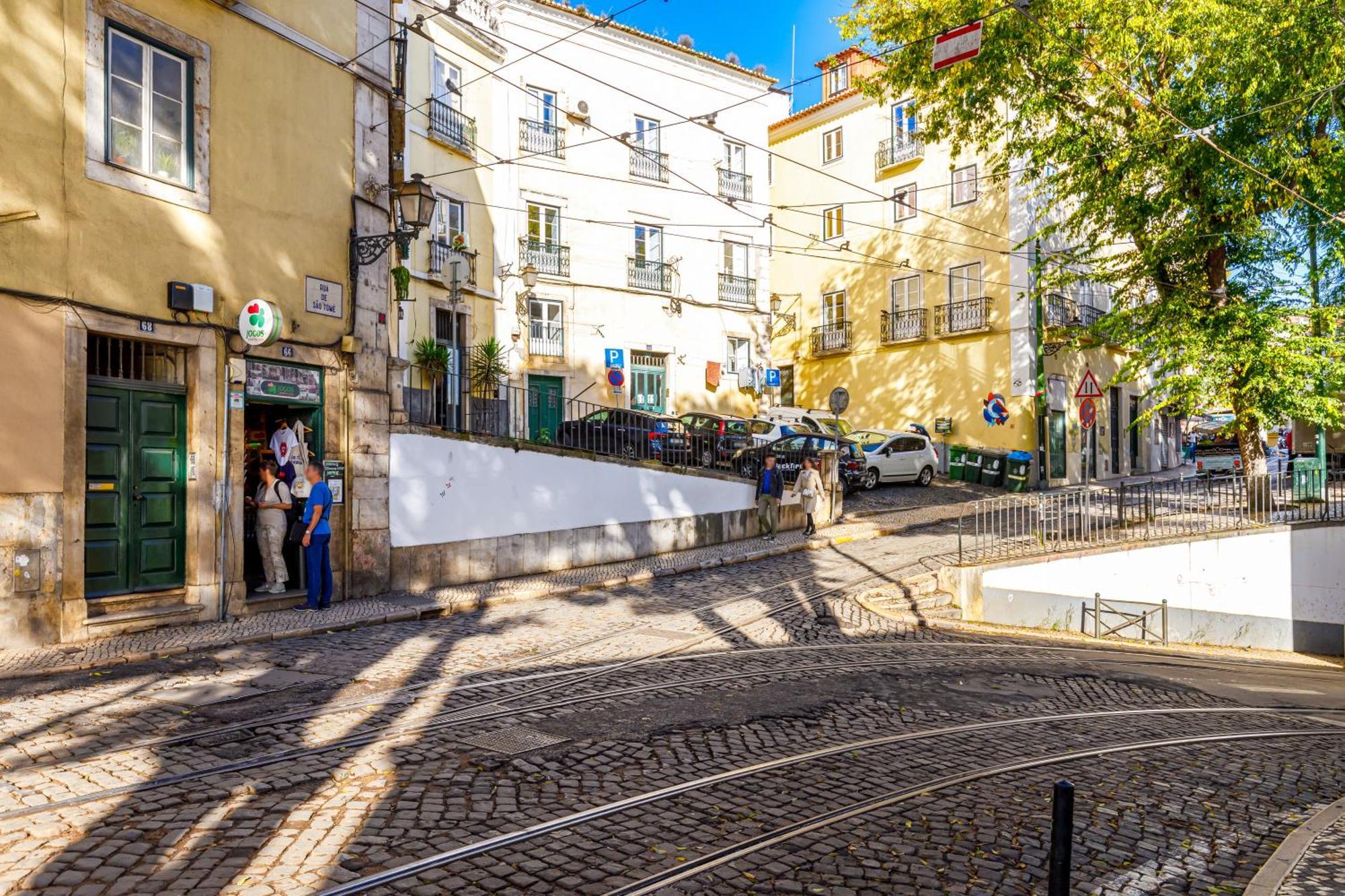 Typical Apartment Alfama-Center 리스본 외부 사진